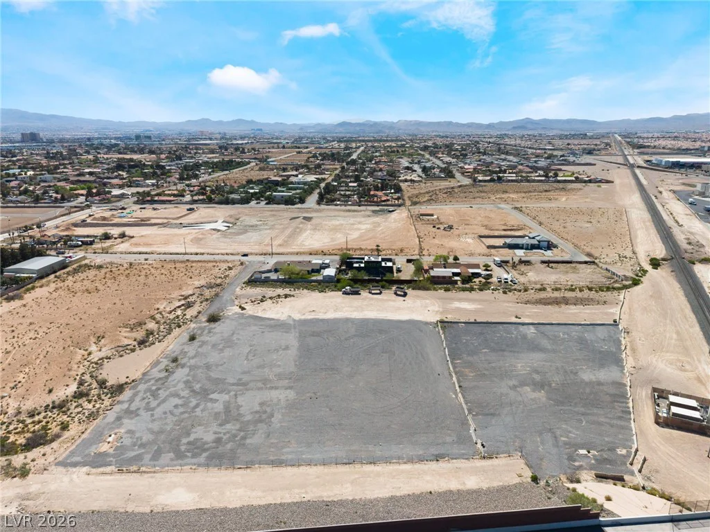 6721 Rogers, Las Vegas, NV 89118