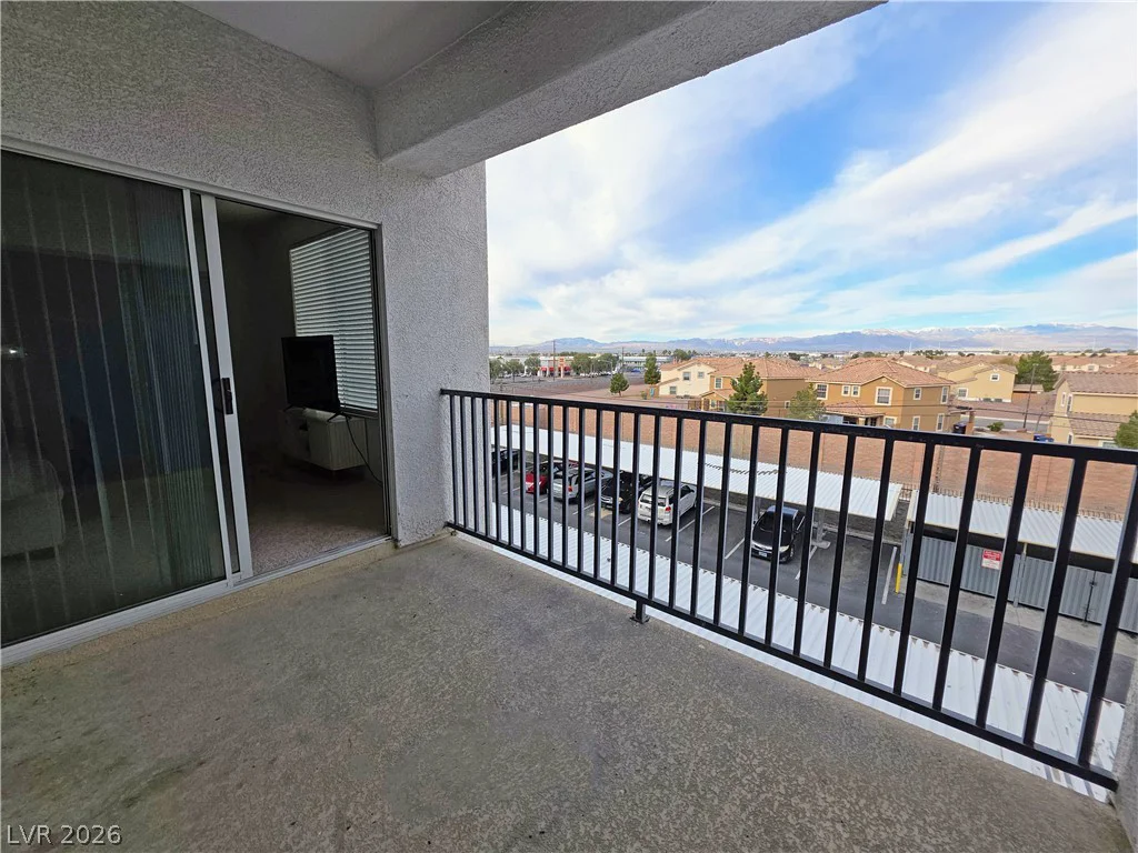 4437 Dover Straight, Las Vegas, NV 89115