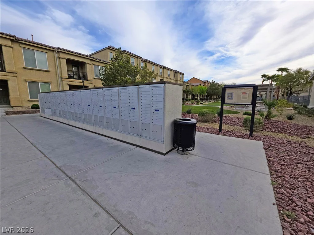 4437 Dover Straight, Las Vegas, NV 89115