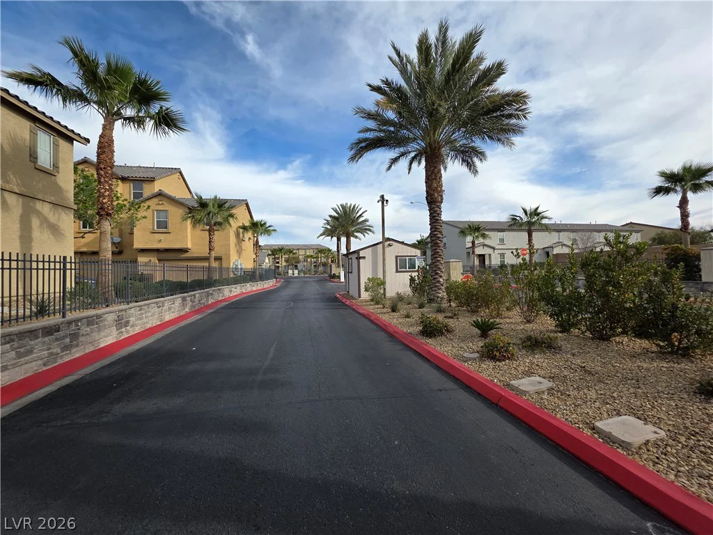 4437 Dover Straight, Las Vegas, NV 89115