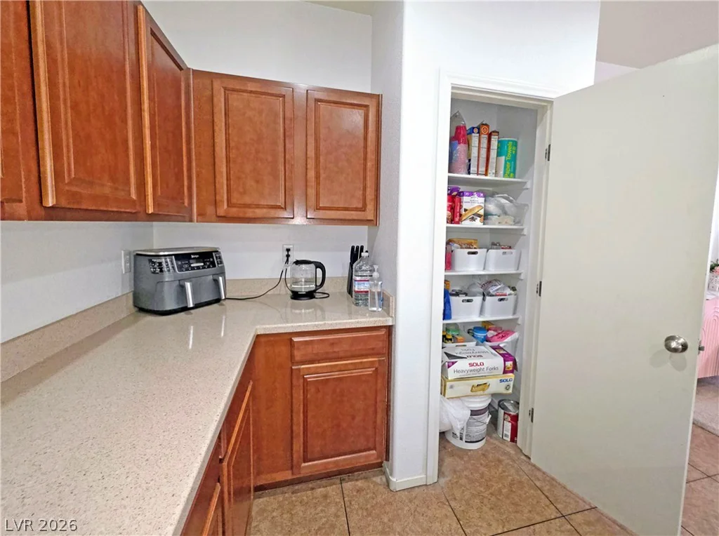 4437 Dover Straight, Las Vegas, NV 89115