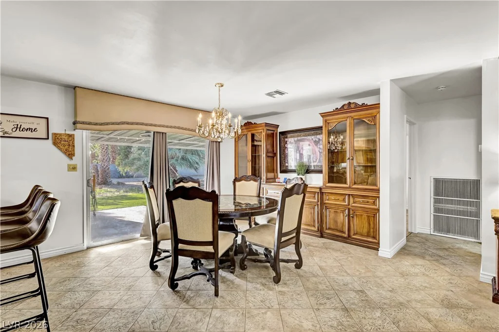 5881 Sandhill, Las Vegas, NV 89120