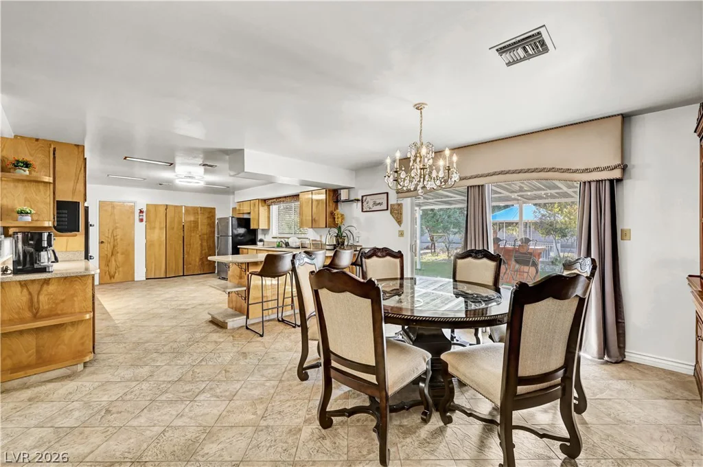 5881 Sandhill, Las Vegas, NV 89120