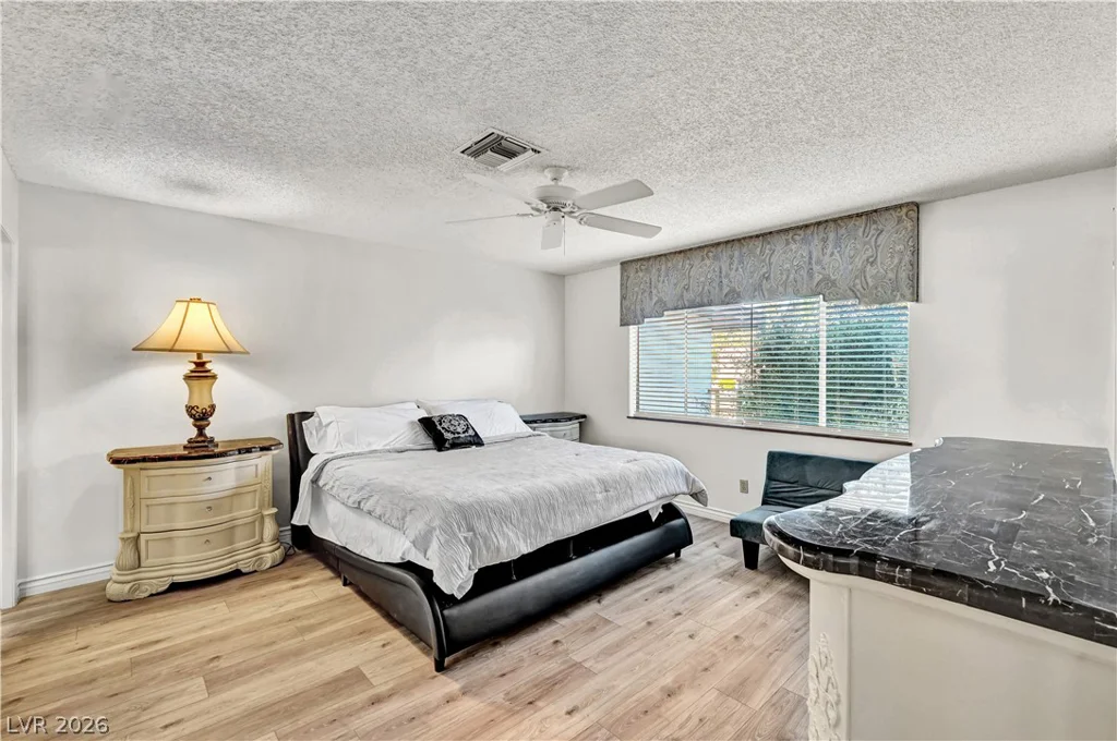 5881 Sandhill, Las Vegas, NV 89120