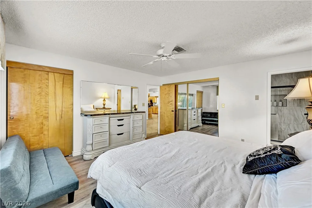 5881 Sandhill, Las Vegas, NV 89120