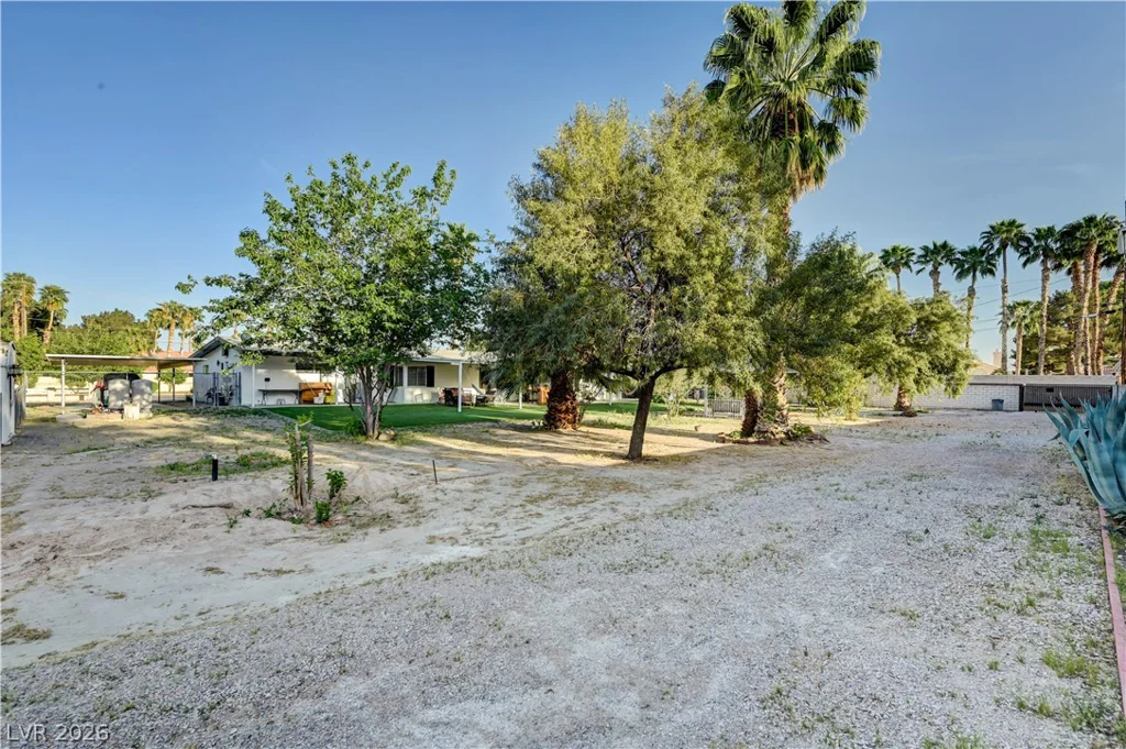 5881 Sandhill, Las Vegas, NV 89120