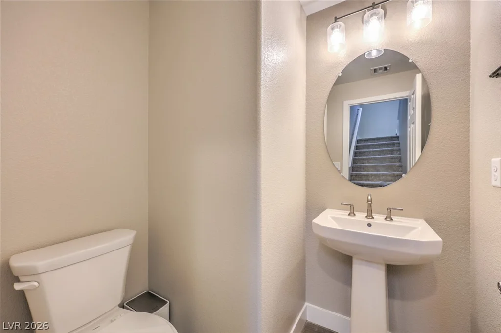 6591 Dove Point, Las Vegas, NV 89130