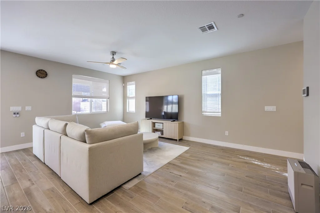 6591 Dove Point, Las Vegas, NV 89130