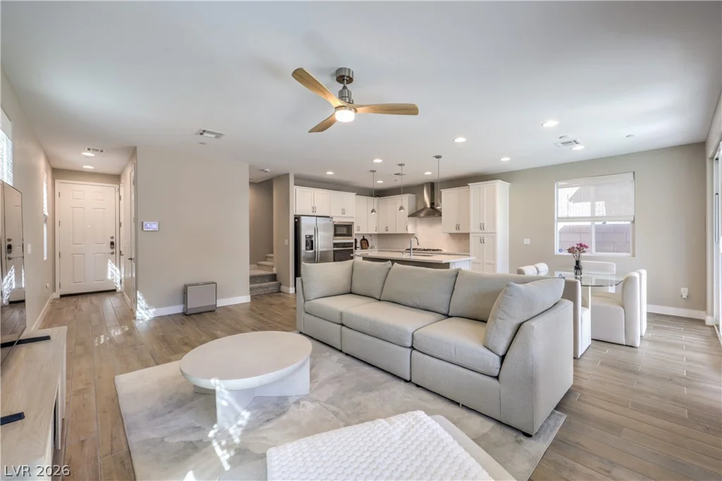 6591 Dove Point, Las Vegas, NV 89130
