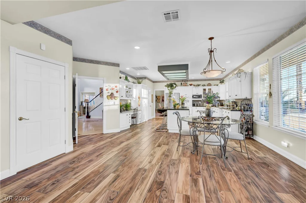 1645 Stonehill, Las Vegas, NV 89156