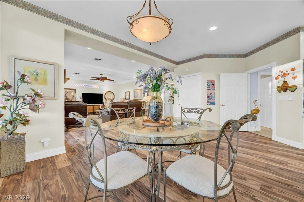 1645 Stonehill, Las Vegas, NV 89156