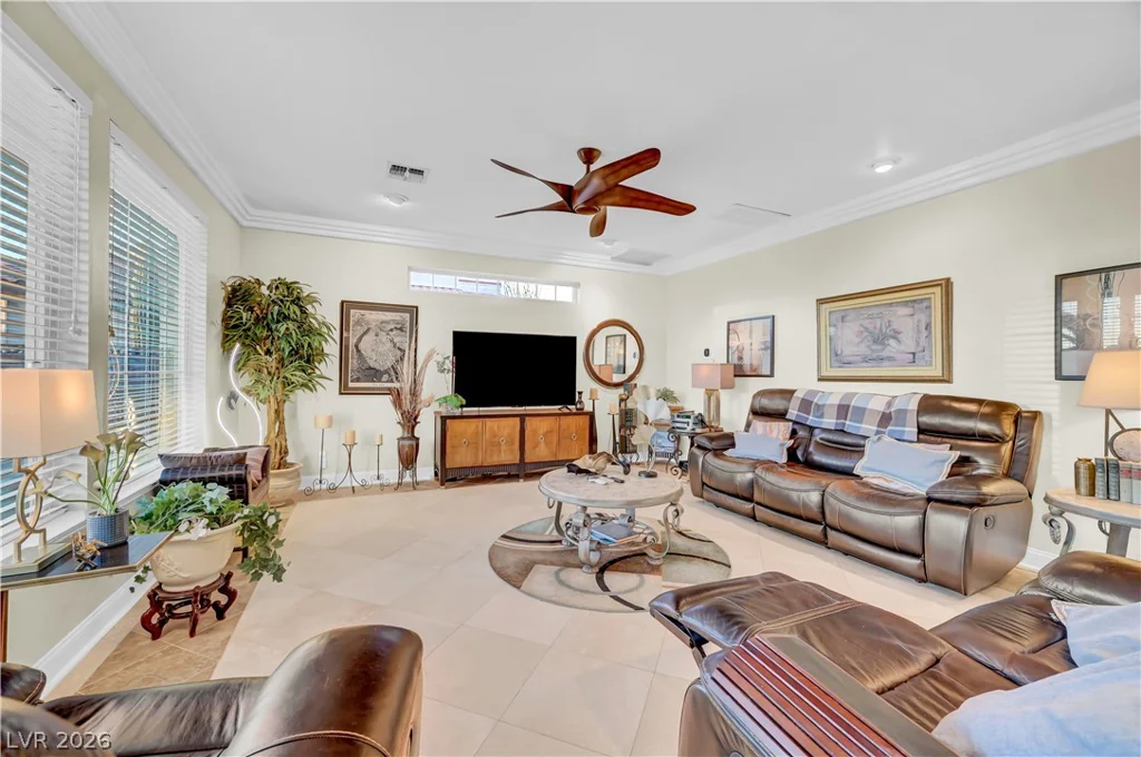 1645 Stonehill, Las Vegas, NV 89156