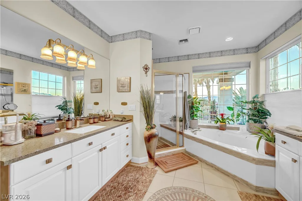 1645 Stonehill, Las Vegas, NV 89156
