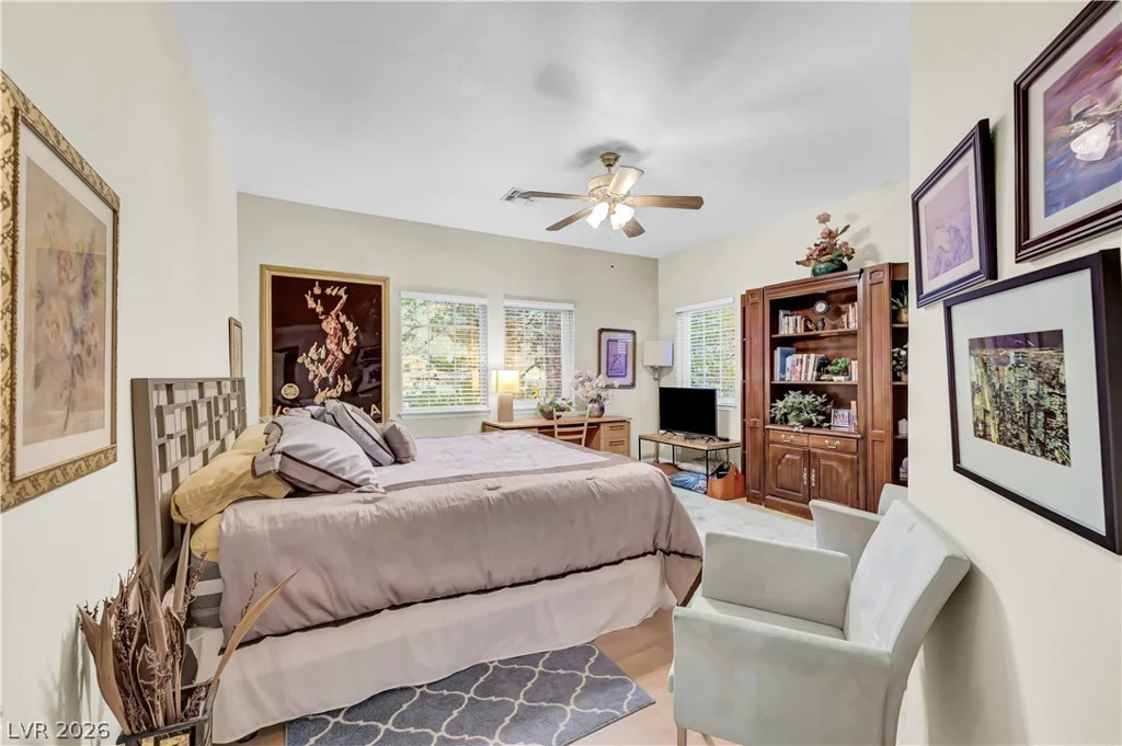 1645 Stonehill, Las Vegas, NV 89156