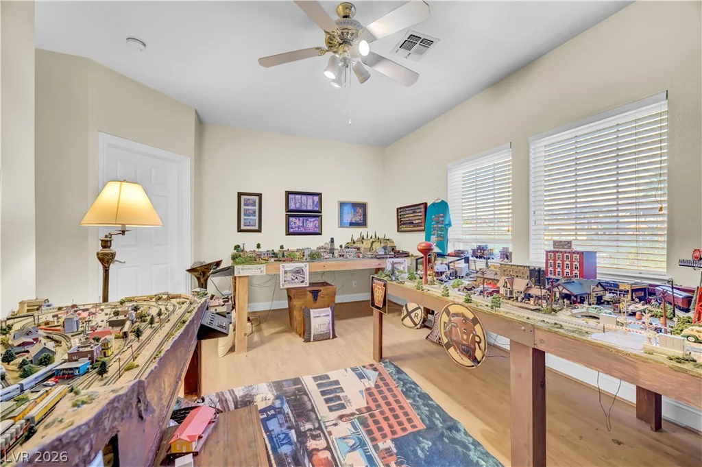 1645 Stonehill, Las Vegas, NV 89156