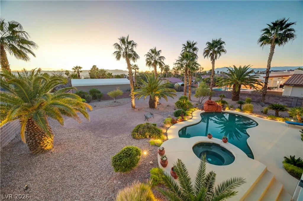 1645 Stonehill, Las Vegas, NV 89156