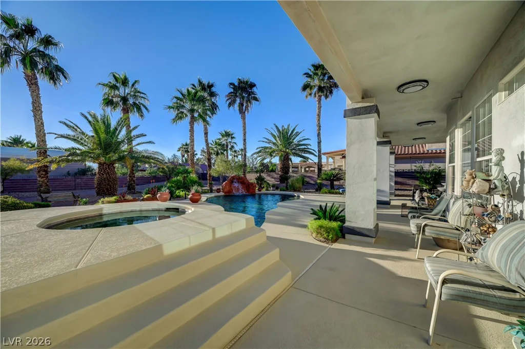 1645 Stonehill, Las Vegas, NV 89156