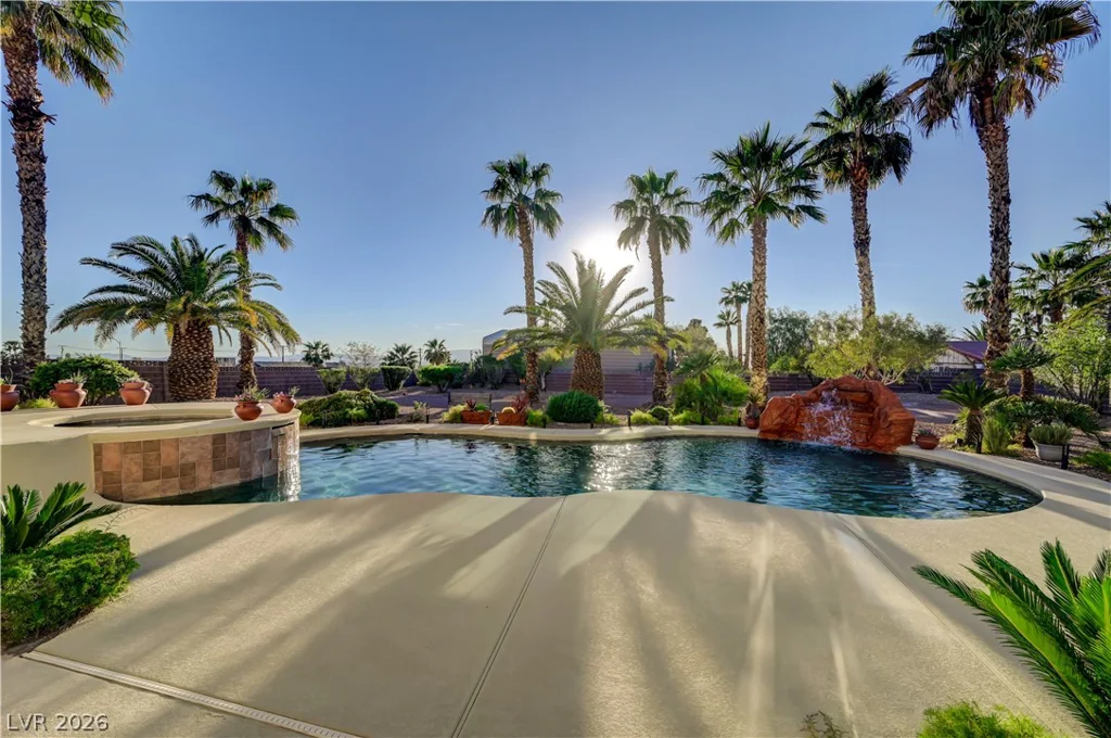 1645 Stonehill, Las Vegas, NV 89156