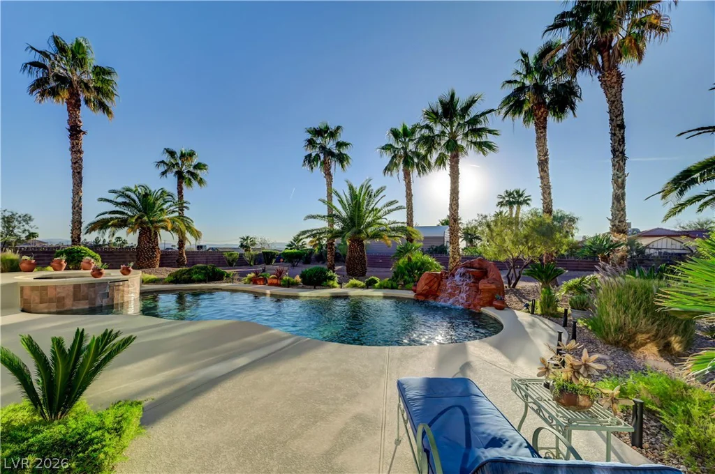 1645 Stonehill, Las Vegas, NV 89156