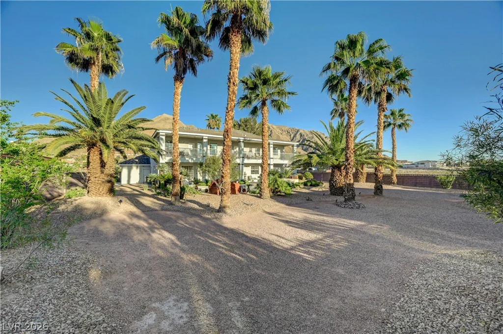 1645 Stonehill, Las Vegas, NV 89156