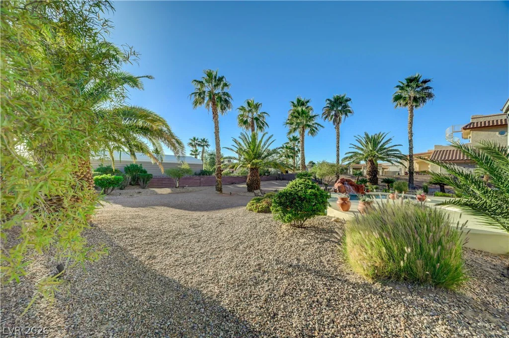 1645 Stonehill, Las Vegas, NV 89156