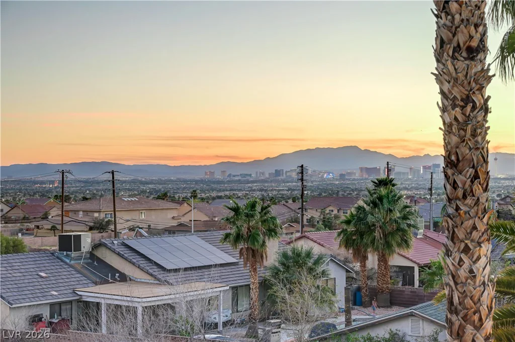 1645 Stonehill, Las Vegas, NV 89156