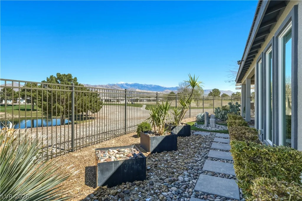 4924 Cactus Canyon, Pahrump, NV 89061
