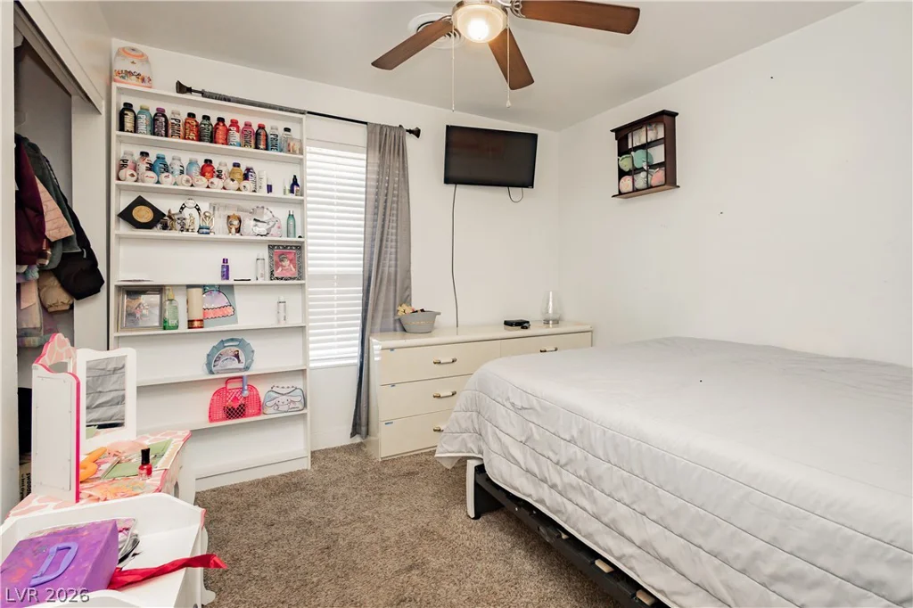 4809 Sunny Brook, Las Vegas, NV 89110