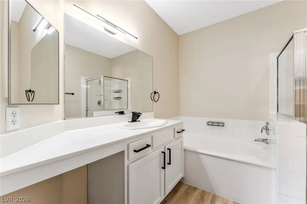 8737 Red Brook, Las Vegas, NV 89128