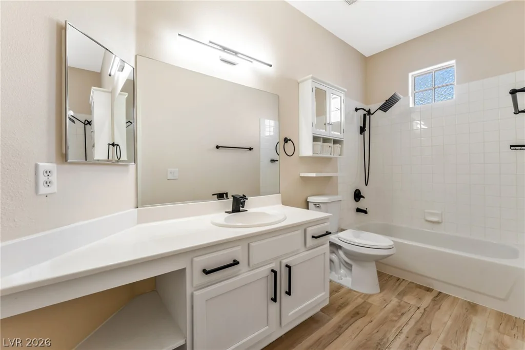 8737 Red Brook, Las Vegas, NV 89128