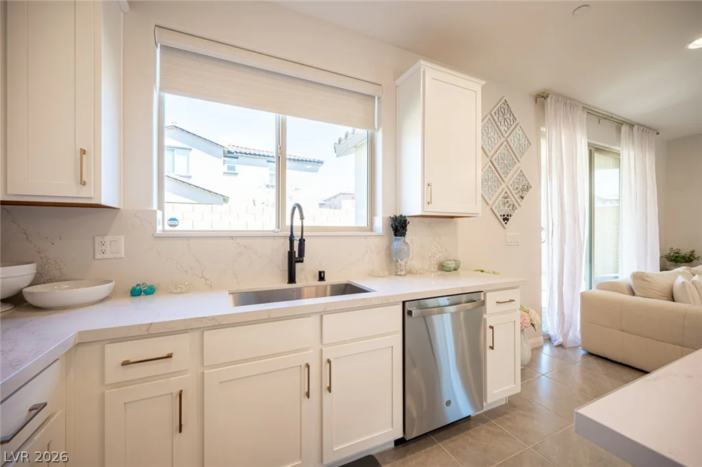 320 Della Pergola, Henderson, NV 89015