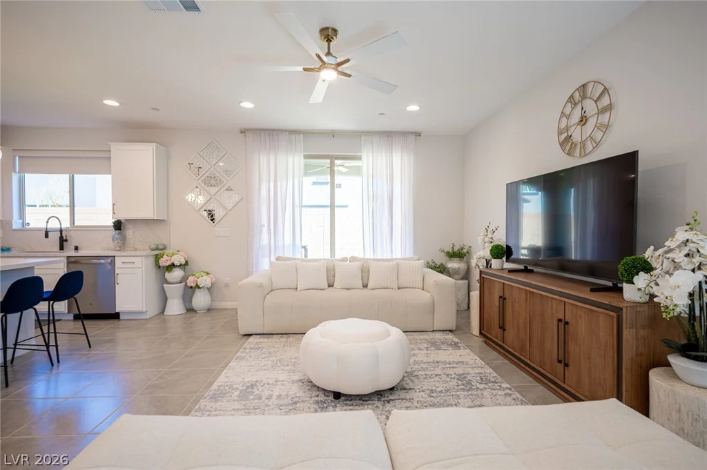 320 Della Pergola, Henderson, NV 89015