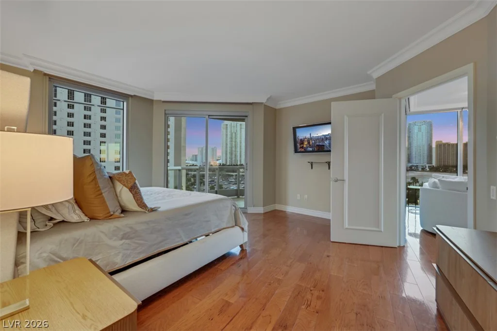 322 Karen, Las Vegas, NV 89109