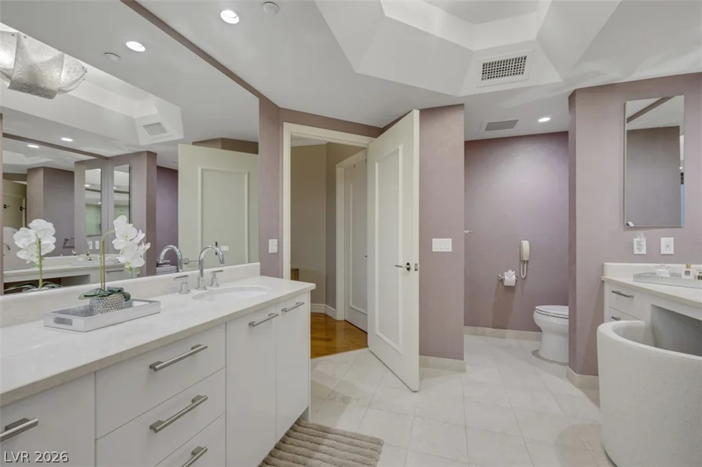 322 Karen, Las Vegas, NV 89109