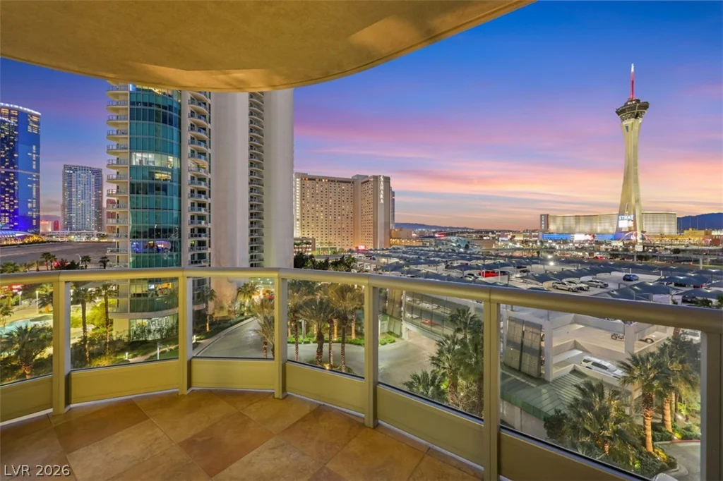 322 Karen, Las Vegas, NV 89109