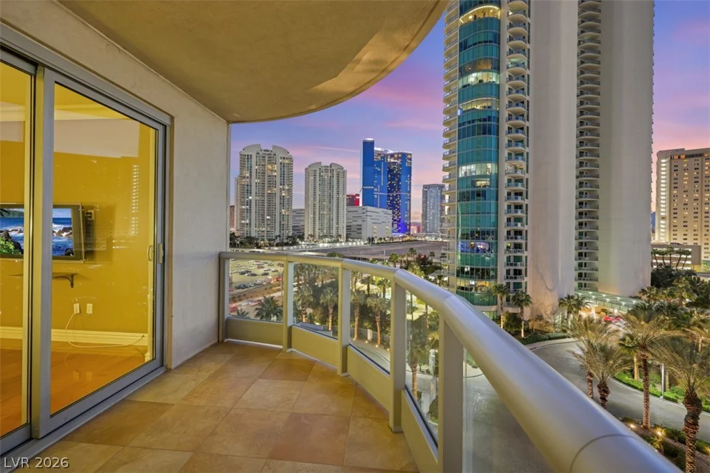 322 Karen, Las Vegas, NV 89109