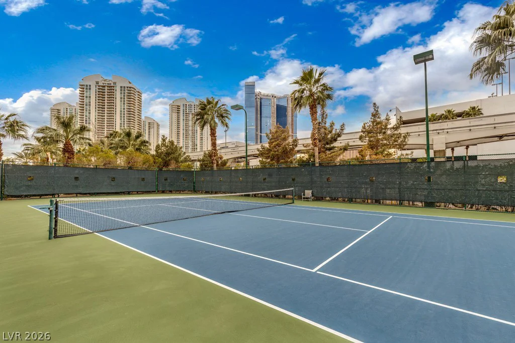 322 Karen, Las Vegas, NV 89109