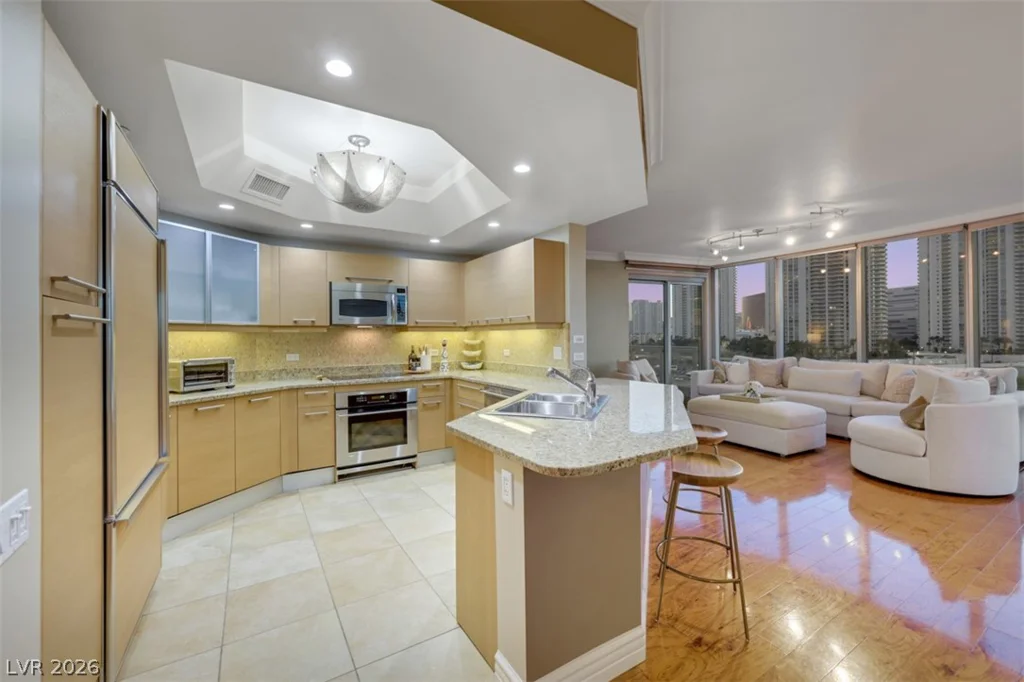322 Karen, Las Vegas, NV 89109