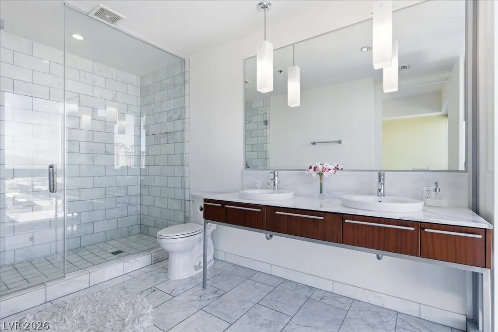 4471 Dean Martin, Las Vegas, NV 89103