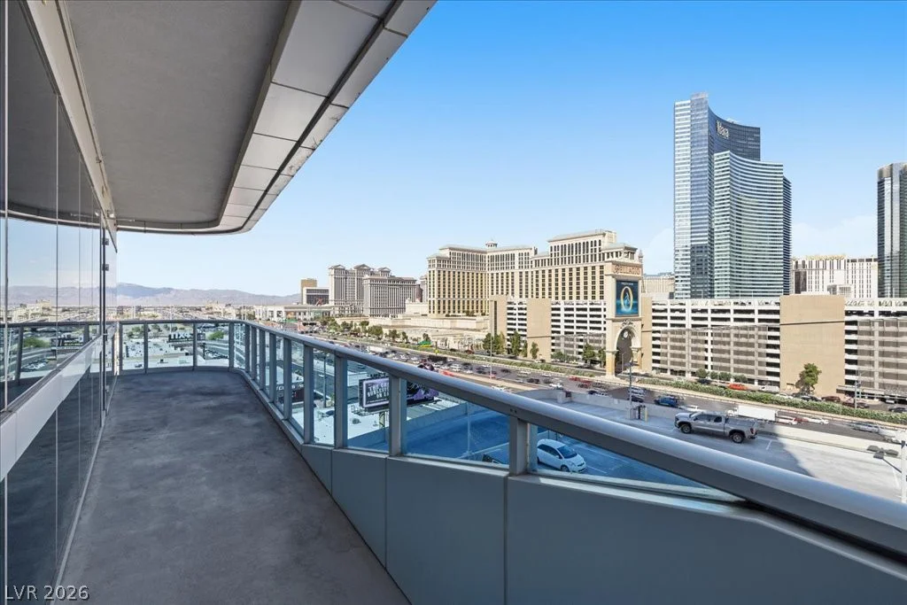 4471 Dean Martin, Las Vegas, NV 89103