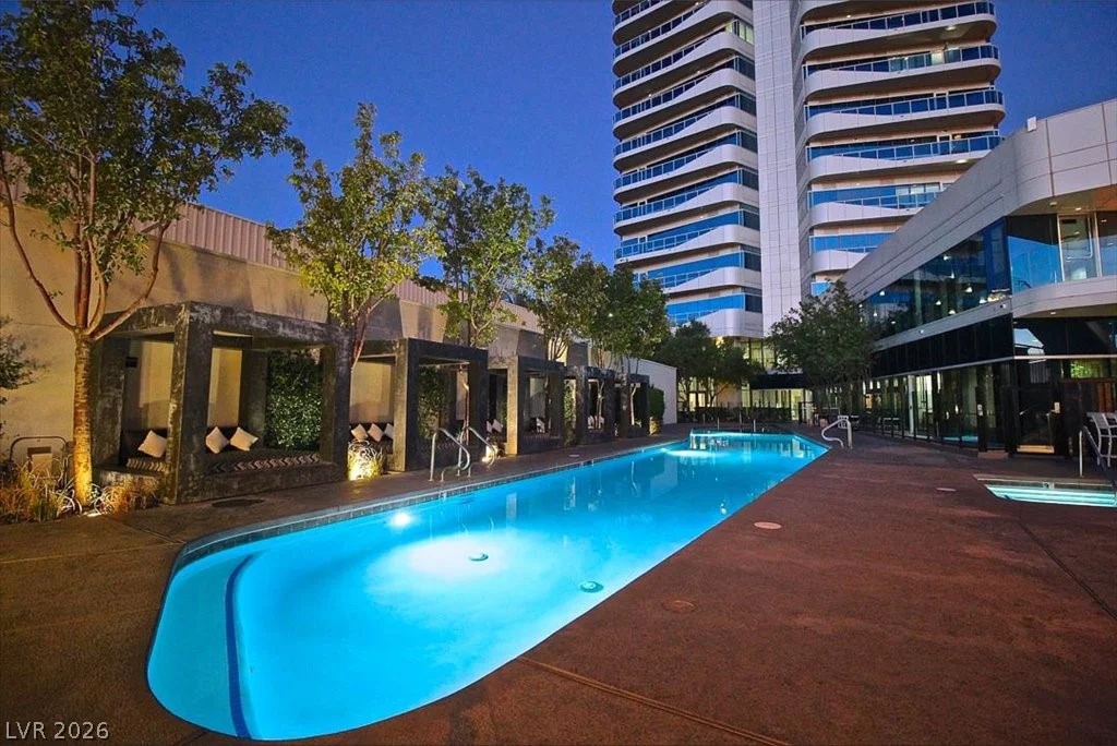 4471 Dean Martin, Las Vegas, NV 89103