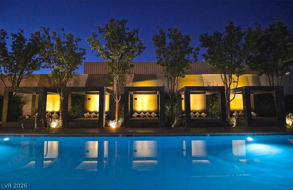 4471 Dean Martin, Las Vegas, NV 89103