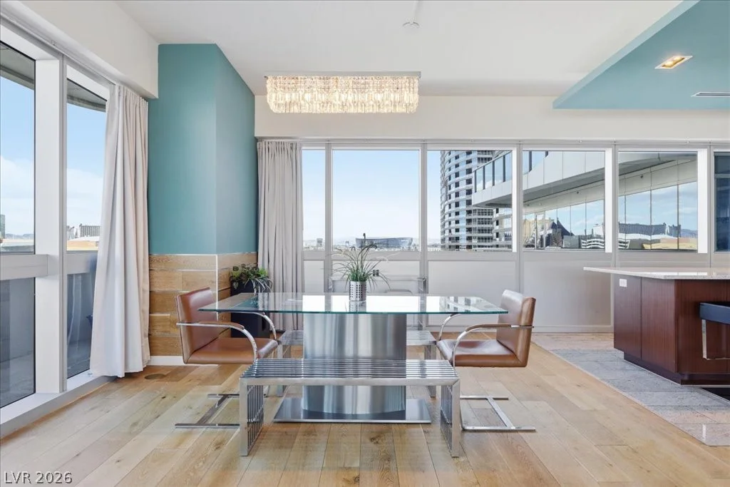 4471 Dean Martin, Las Vegas, NV 89103