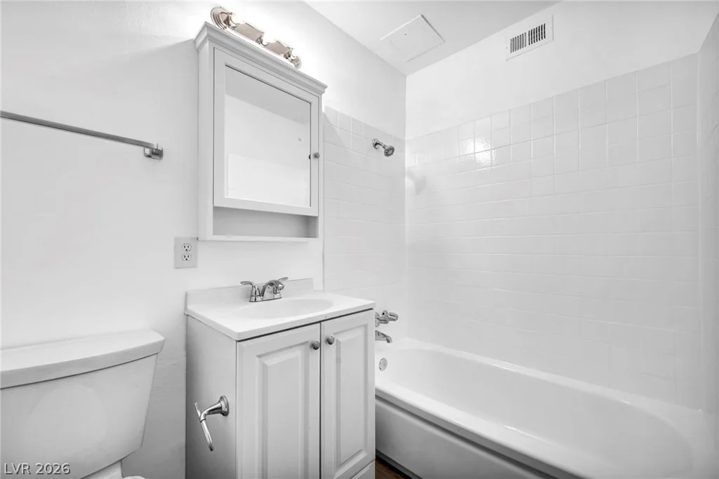 3720 Royal Crest, Las Vegas, NV 89119