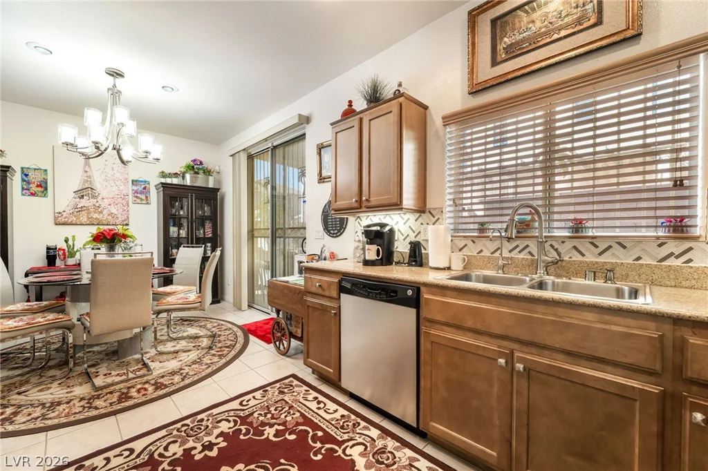 5449 Gold Country, Las Vegas, NV 89122