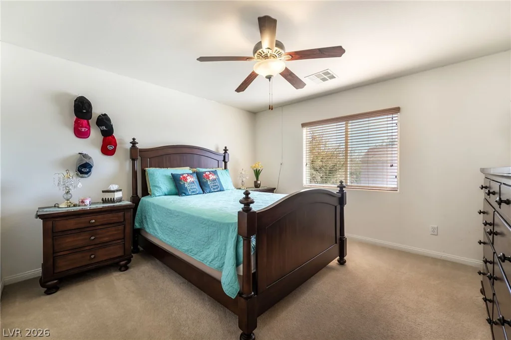 5449 Gold Country, Las Vegas, NV 89122
