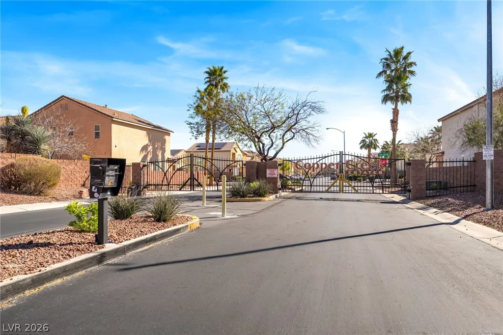 5449 Gold Country, Las Vegas, NV 89122