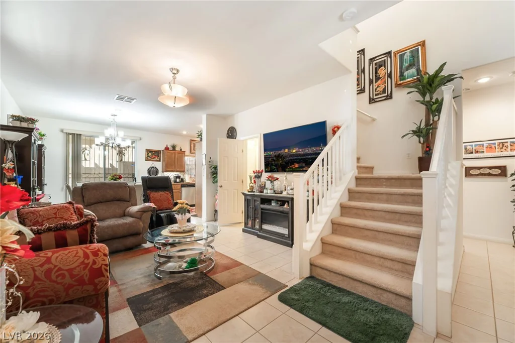 5449 Gold Country, Las Vegas, NV 89122