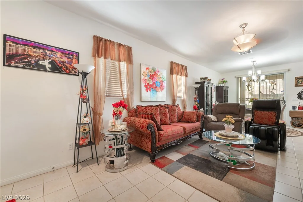 5449 Gold Country, Las Vegas, NV 89122