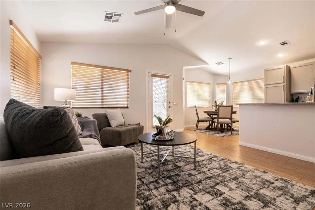 10137 Velvet Dusk, Las Vegas, NV 89144